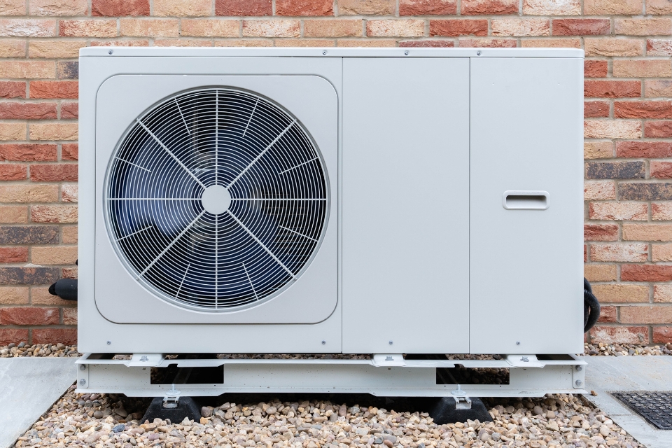 outdoor heat pump